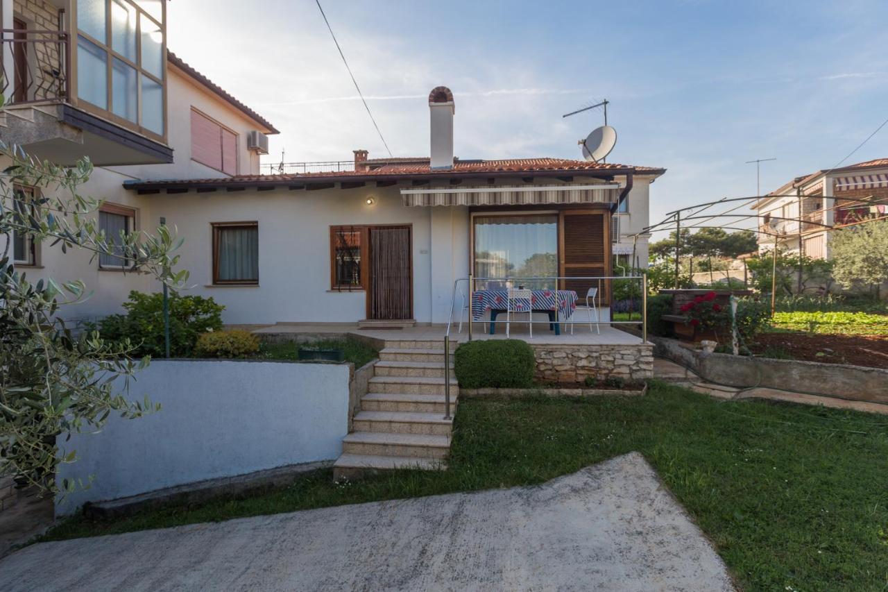 6992a Umag